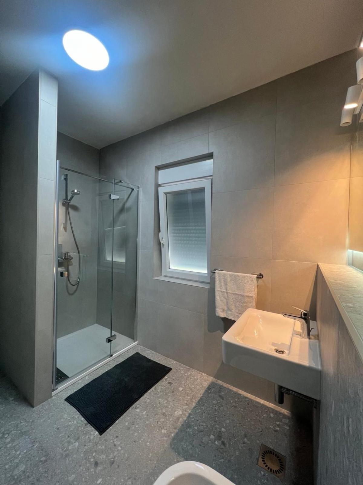 פורץ Apartment Bianca מראה חיצוני תמונה